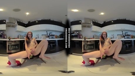 Ginger Personal Trainer Lea Kinky In The Kitchen Cucumber Carrot Masturbation To Completion