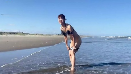 Strip and Naked dance on the beach,She loves utterly stark naked.