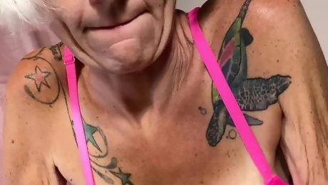 Sexy Big Tit MILF Solo Play