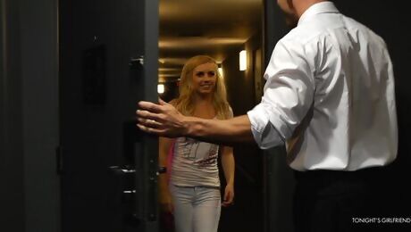 Exciting Lexi Belle's cowgirl trailer